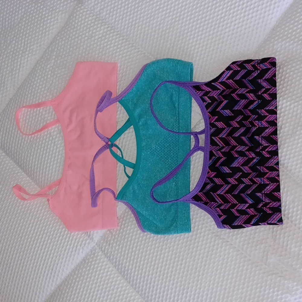 ☀️Bundle of 3 Size Small Sports Bras - Picture 1 of 10